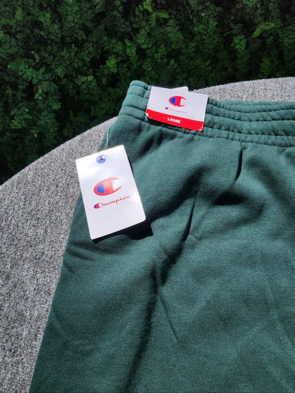Men's Champions Forest Green Logo Patch Joggers - Picture 2 of 4